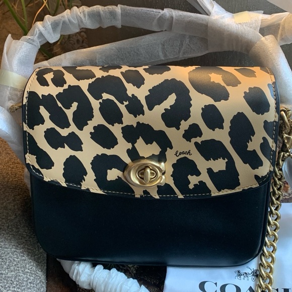 Authentic COACH 1941 calf leather leopard 3 straps turnlock flap Crosb/shoulder. - Picture 4 of 16